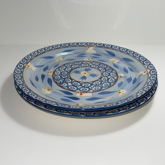 Temptations by Tara Set of 2 Old World 10.5” Dinner Plates - Picture 4 of 7